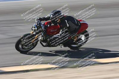 media/Oct-13-2025-Moto Forza (Mon) [[a66d839500]]/3-B Group/Session 2 (Bowl)/